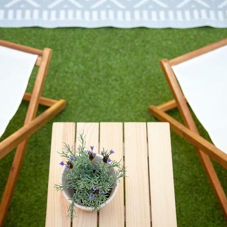 Renovated Apart With Private Courtyard, By Timecooler Lizbona Zewnętrze zdjęcie