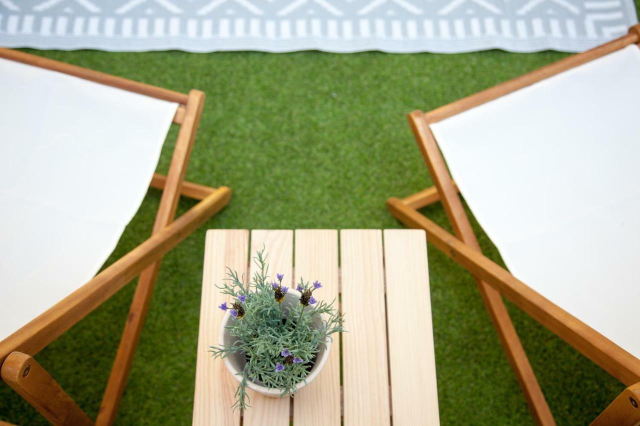 Renovated Apart With Private Courtyard, By Timecooler Lizbona Zewnętrze zdjęcie